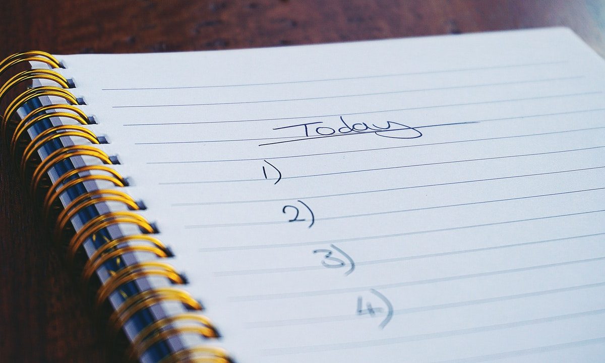 How to Use a Simple To-Do List to Solve Your Biggest Tasks