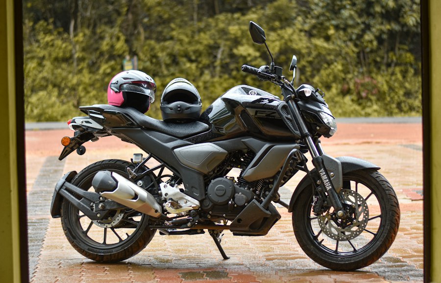 Yamaha MT-07LA motorcycle